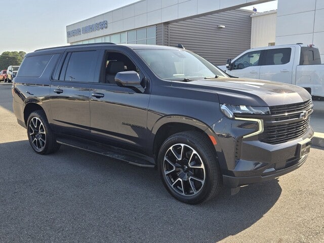 2023 Chevrolet Suburban RST