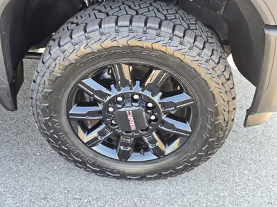 2025 GMC Sierra 2500HD AT4