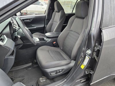 2023 Toyota RAV4 Hybrid SE