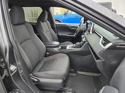 2023 Toyota RAV4 Hybrid SE