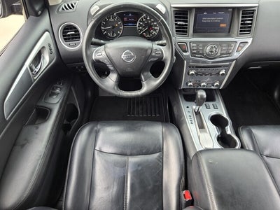 2018 Nissan Pathfinder SL