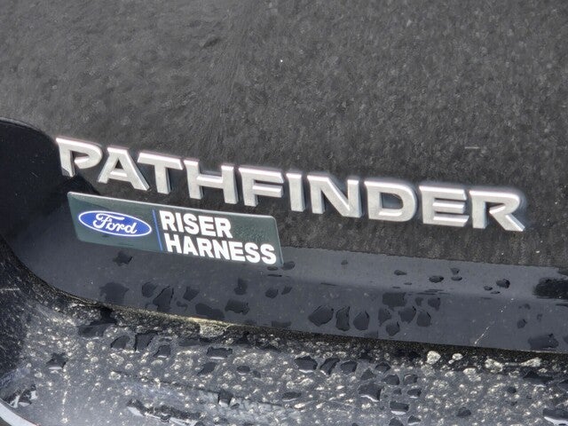2018 Nissan Pathfinder SL