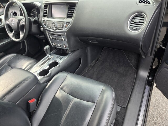 2018 Nissan Pathfinder SL