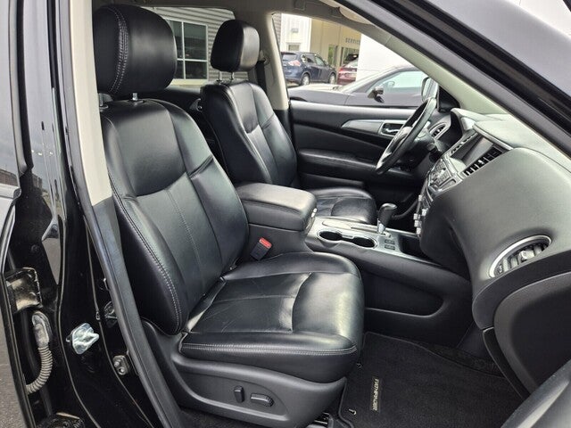 2018 Nissan Pathfinder SL