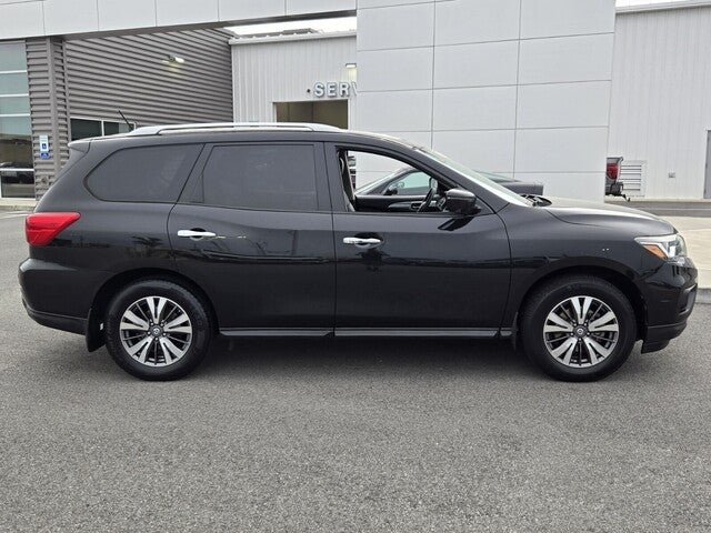 2018 Nissan Pathfinder SL