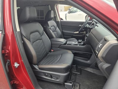 2024 Nissan Pathfinder Platinum