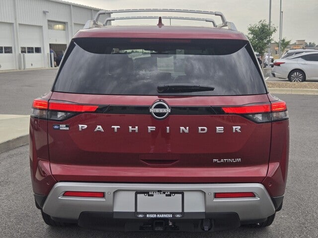 2024 Nissan Pathfinder Platinum