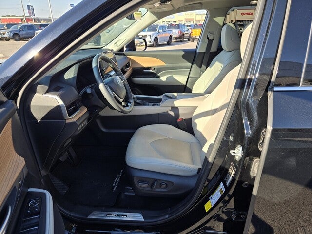 2024 Toyota Grand Highlander Hybrid XLE