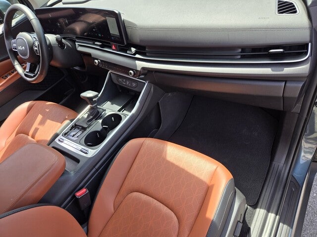 2025 Kia Carnival SX