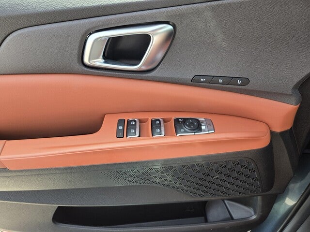 2025 Kia Carnival SX