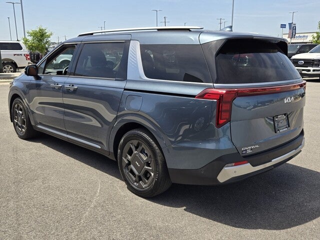 2025 Kia Carnival SX