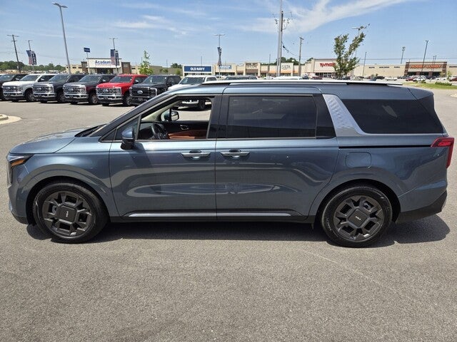 2025 Kia Carnival SX