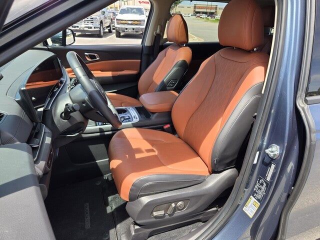 2025 Kia Carnival SX
