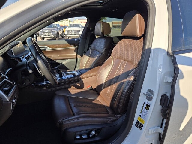 2022 BMW 7 Series 740i xDrive