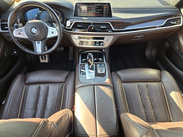2022 BMW 7 Series 740i xDrive
