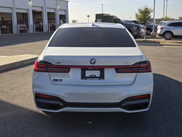 2022 BMW 7 Series 740i xDrive